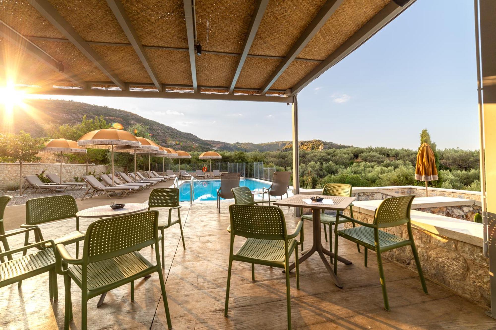 Olympia Zervea Studios With Pool - Apartment Kardamyli Exterior foto